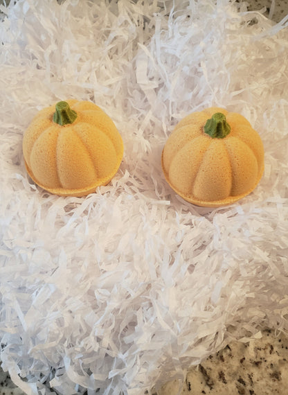 Relaxing Bath Bombs fizzing bath bomb set